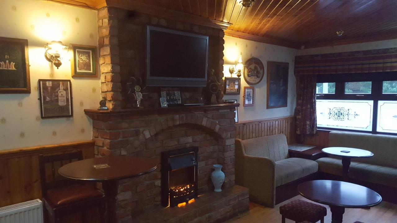 Sliabh Liag Inn Carrick  Habitación foto